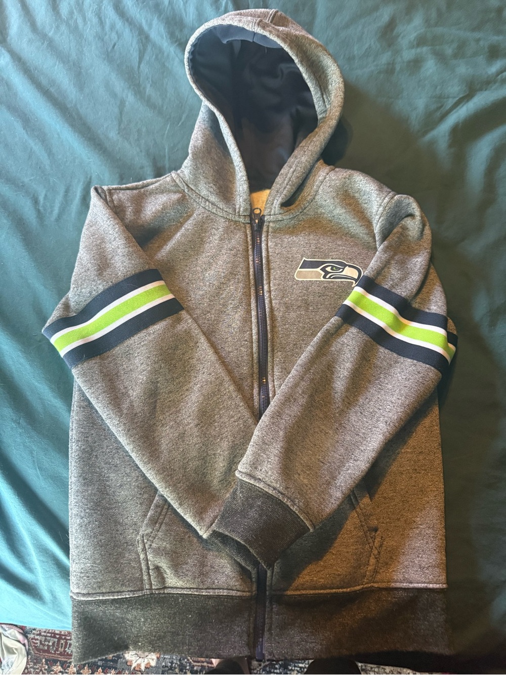 Like New Seahawks hoodie. Sz 10/12